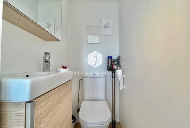 Tweedehands - Appartement / flat -
Torrevieja - Calas blanca