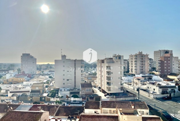 Tweedehands - Appartement / flat -
Torrevieja - Calas blanca