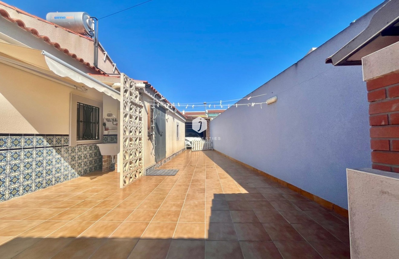 Tweedehands - Villa -
Torrevieja - Los Balcones - Los Altos del Edén