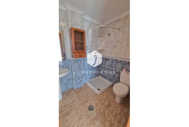 Tweedehands - Chalet -
Playa Flamenca - Costa Blanca