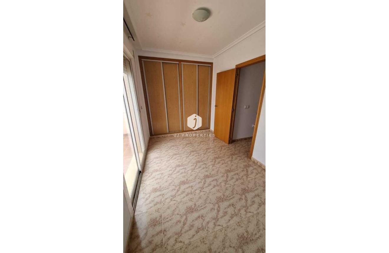 Tweedehands - Chalet -
Playa Flamenca - Costa Blanca