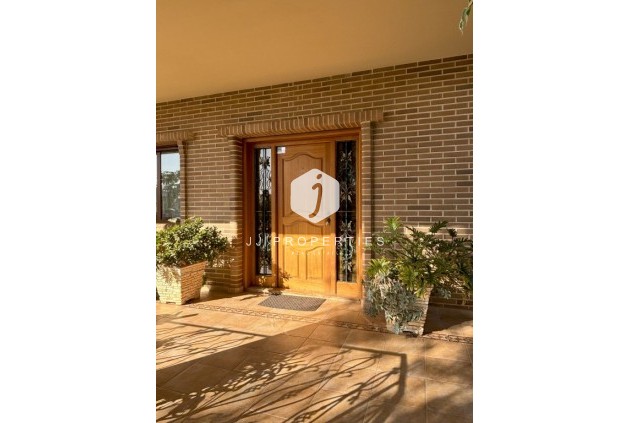 Tweedehands - Villa -
Ciudad Quesada - Costa Blanca