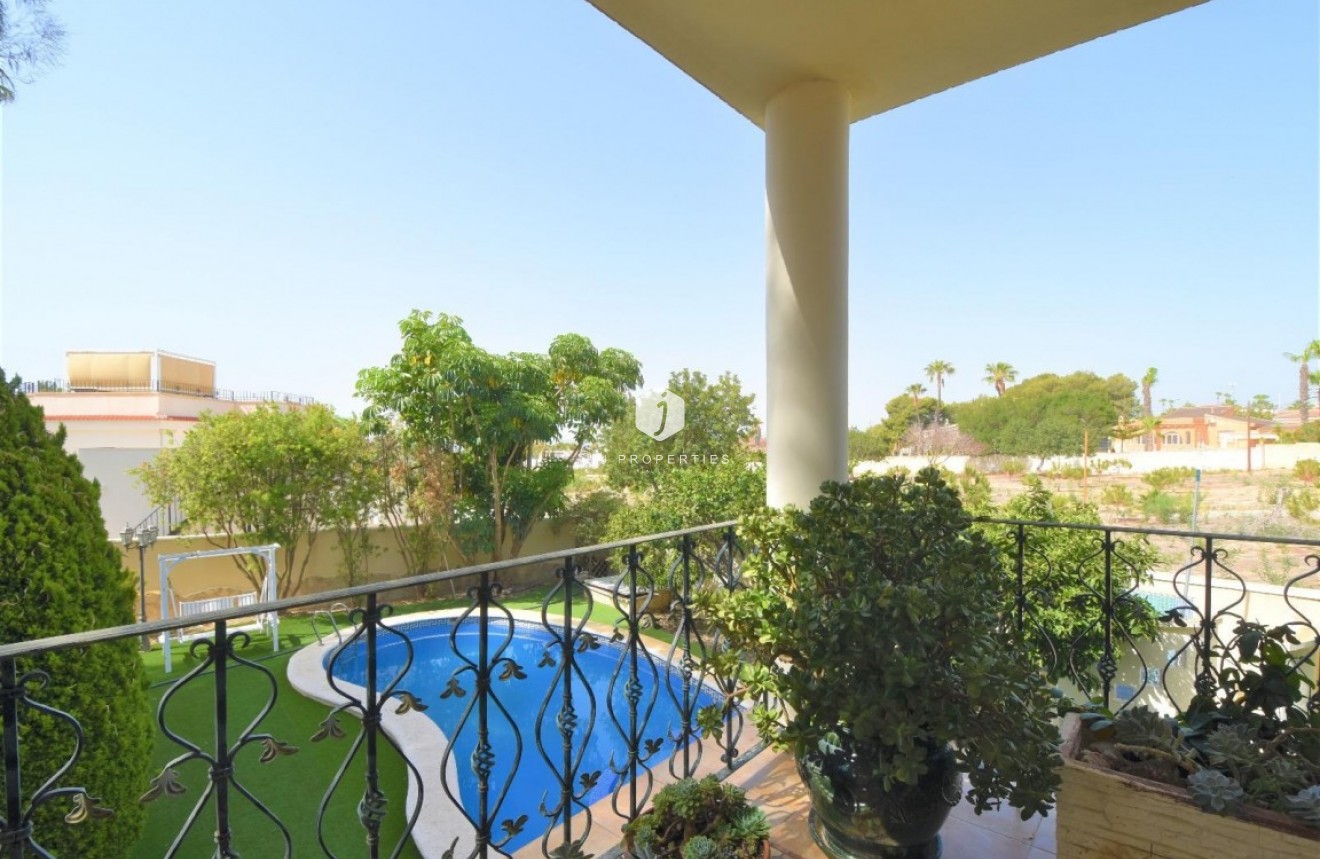 Tweedehands - Villa -
Ciudad Quesada - Costa Blanca