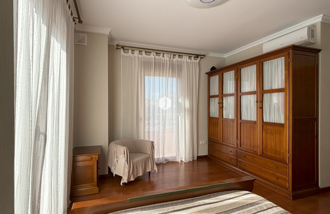 Tweedehands - Villa -
Ciudad Quesada - Costa Blanca