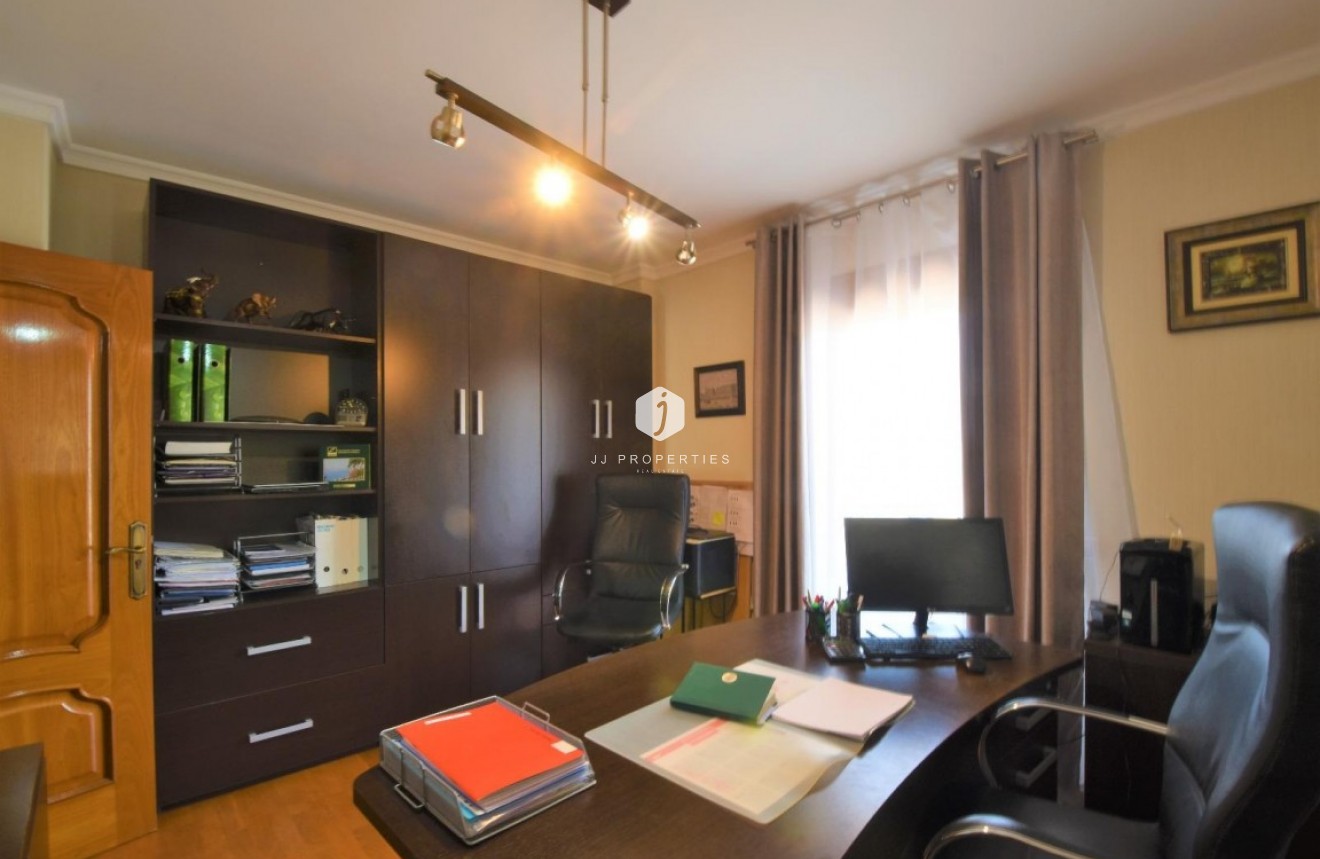 Tweedehands - Villa -
Ciudad Quesada - Costa Blanca