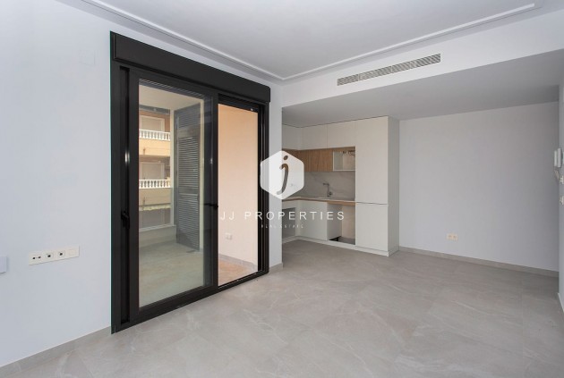 Tweedehands - Appartement / flat -
Torrevieja - Costa Blanca