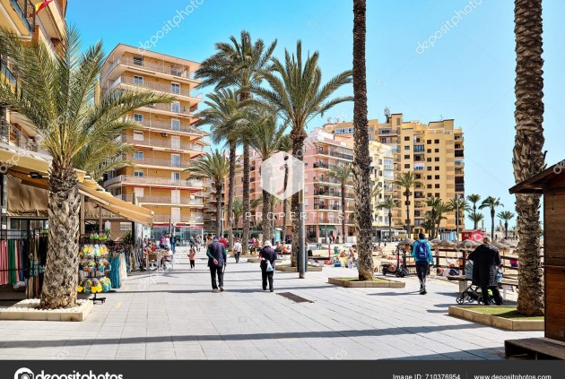 Tweedehands - Appartement / flat -
Torrevieja - Costa Blanca