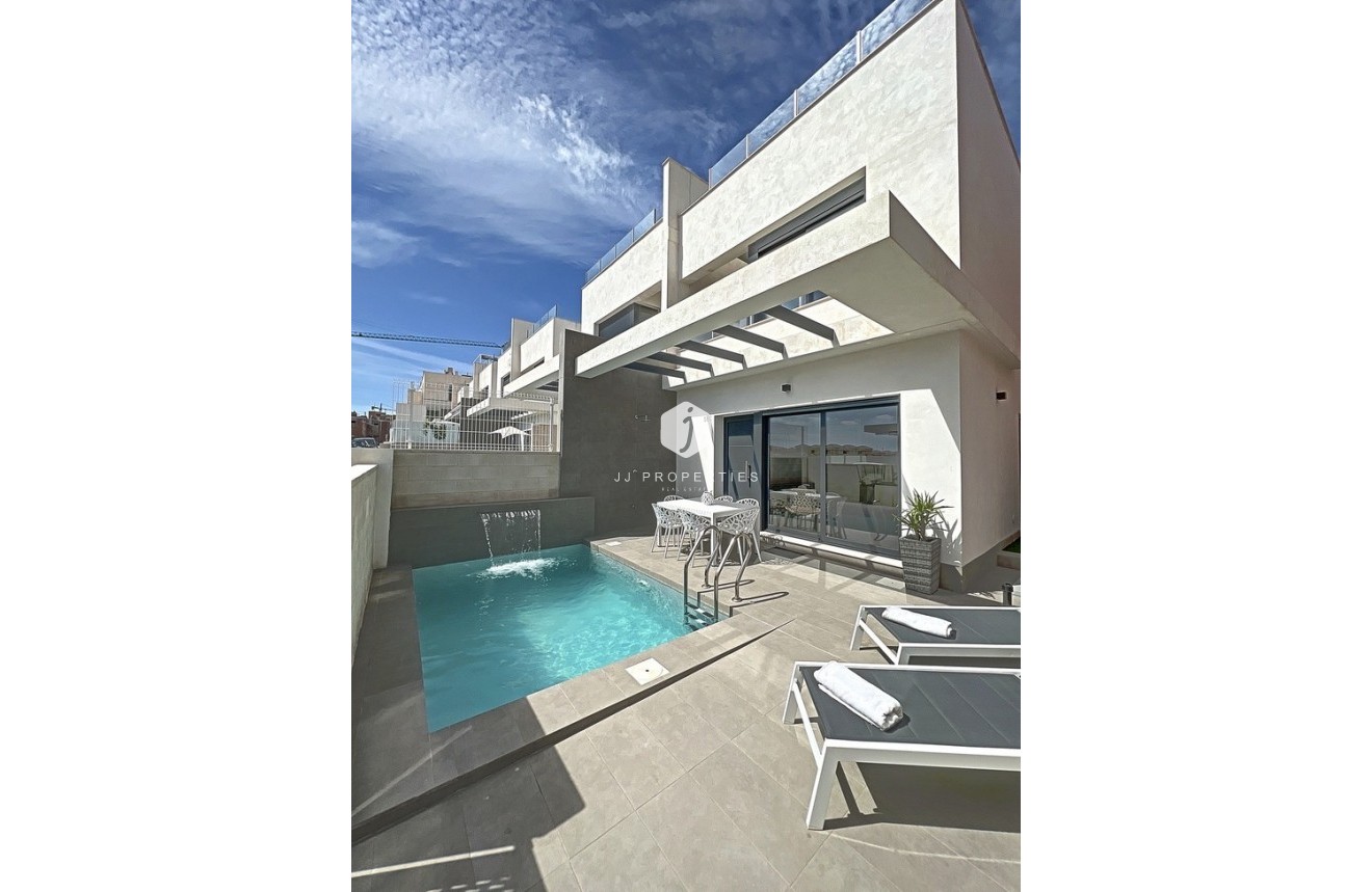 Tweedehands - Villa Penthouse -
Orihuela Costa - Costa Blanca