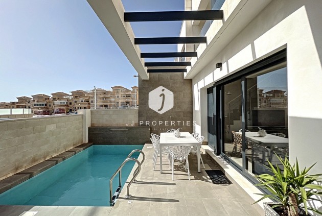 Tweedehands - Villa Penthouse -
Orihuela Costa - Costa Blanca