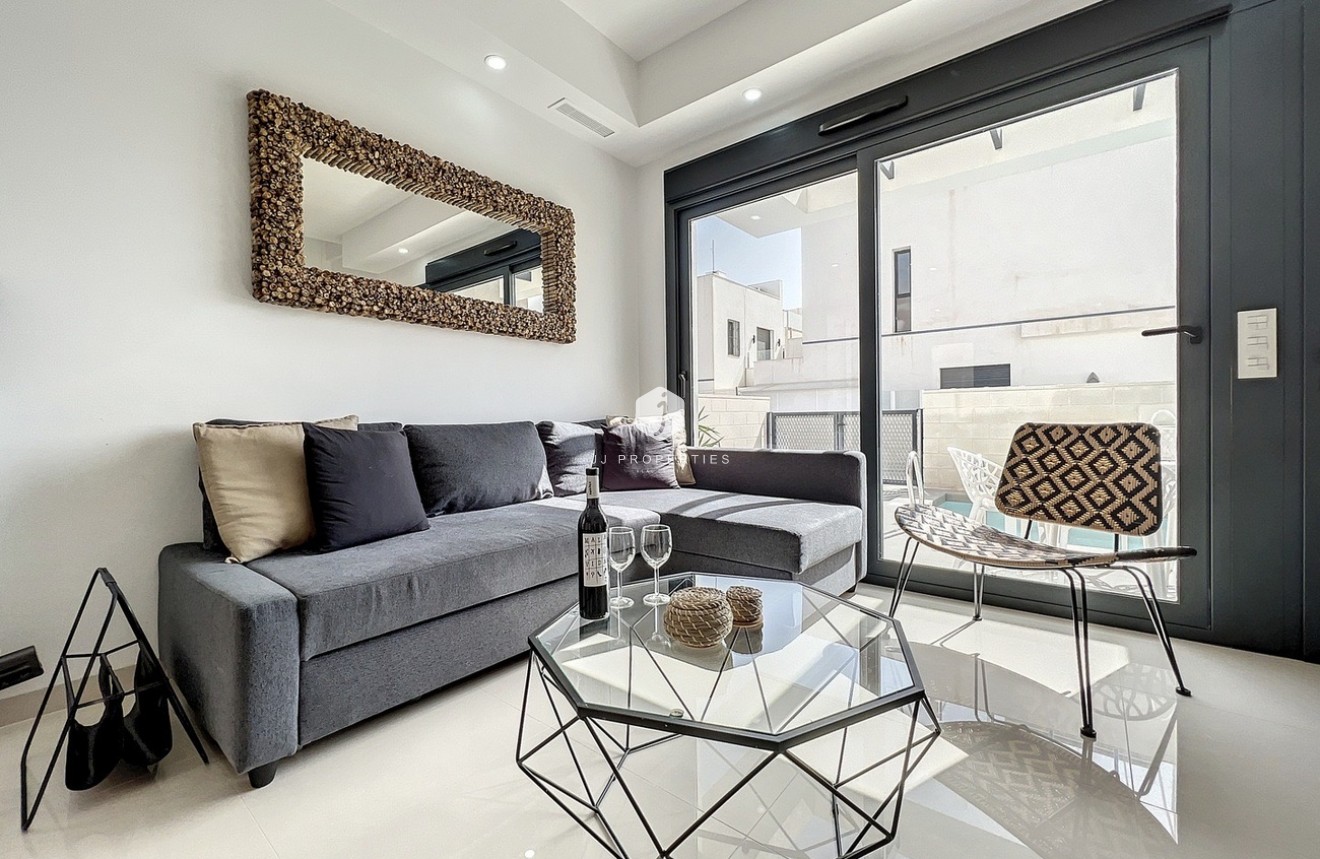 Tweedehands - Villa Penthouse -
Orihuela Costa - Costa Blanca