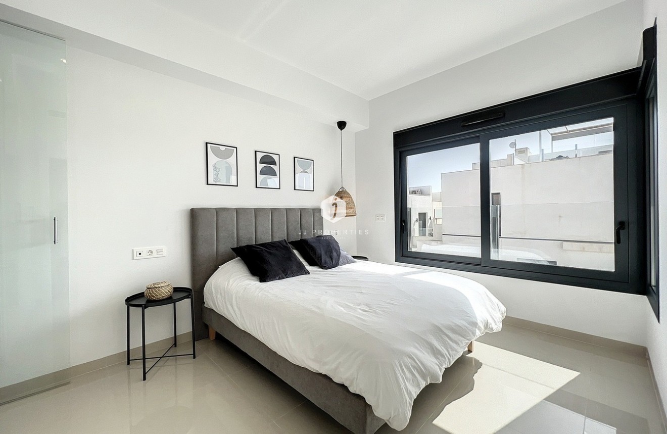 Tweedehands - Villa Penthouse -
Orihuela Costa - Costa Blanca