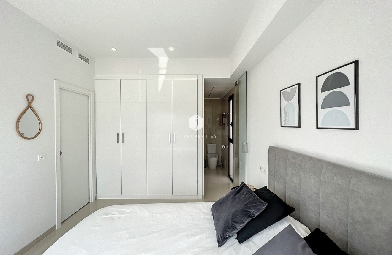 Tweedehands - Villa Penthouse -
Orihuela Costa - Costa Blanca