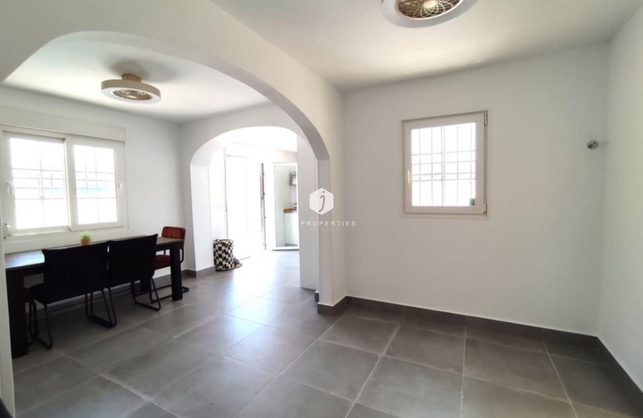 Tweedehands - Chalet -
Playa Flamenca - Costa Blanca