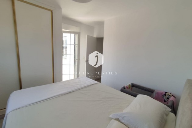 Tweedehands - Chalet -
Playa Flamenca - Costa Blanca