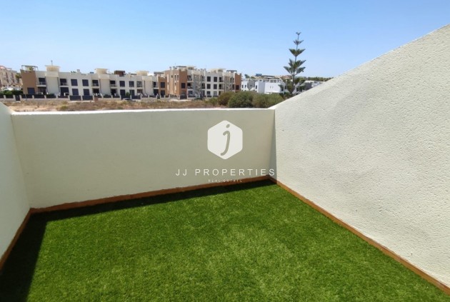 Tweedehands - Chalet -
Playa Flamenca - Costa Blanca