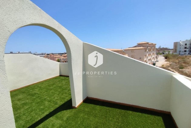 Tweedehands - Chalet -
Playa Flamenca - Costa Blanca