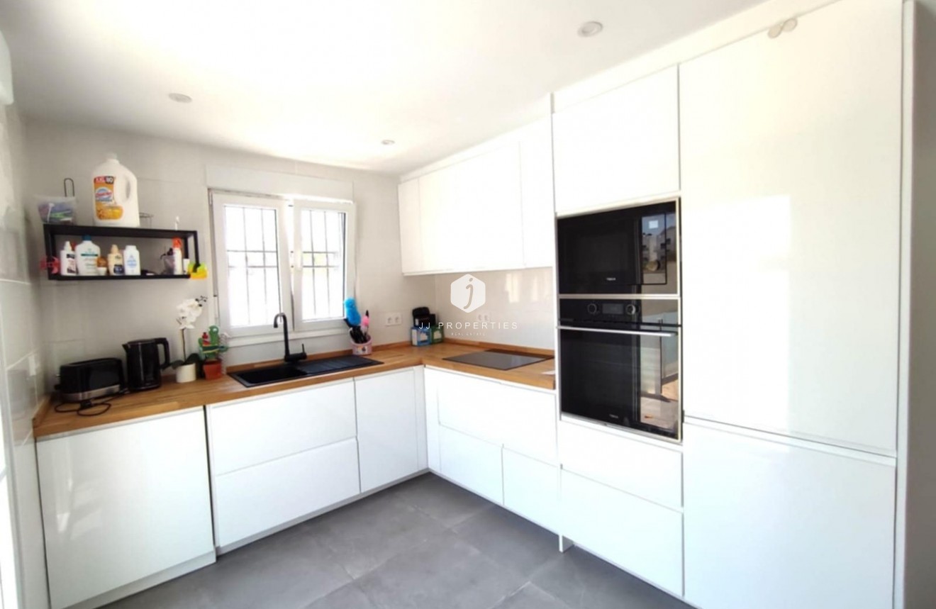 Tweedehands - Chalet -
Playa Flamenca - Costa Blanca