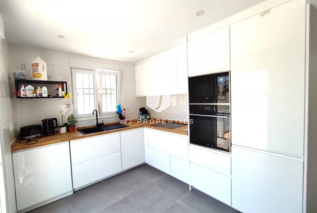 Tweedehands - Chalet -
Playa Flamenca - Costa Blanca