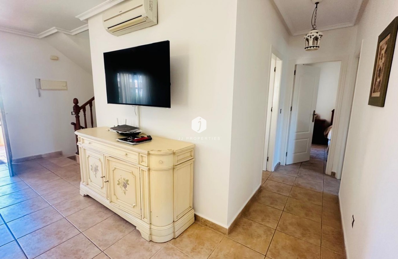 Tweedehands - Villa -
Orihuela Costa - PAU 8