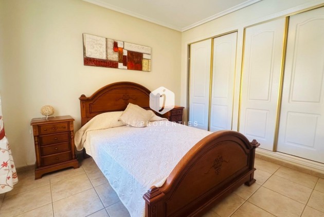 Tweedehands - Villa -
Orihuela Costa - PAU 8