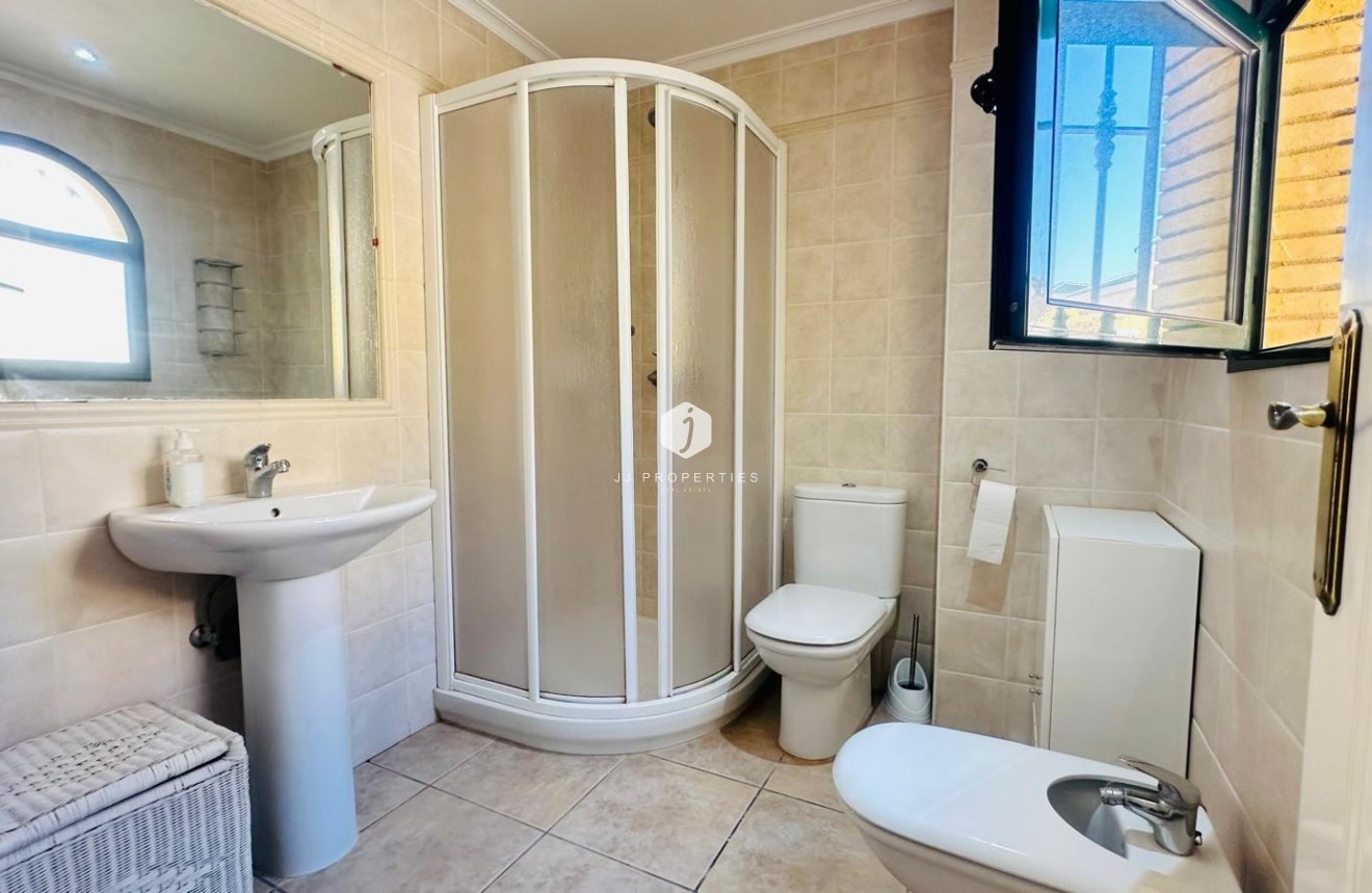 Tweedehands - Villa -
Orihuela Costa - PAU 8