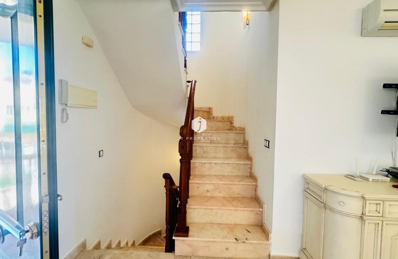 Tweedehands - Villa -
Orihuela Costa - PAU 8