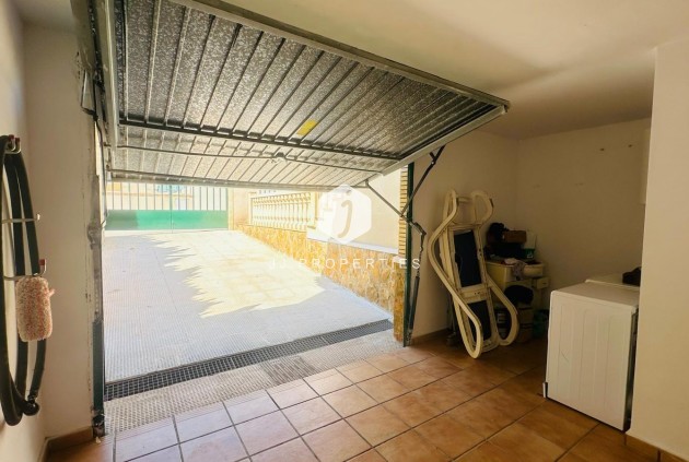 Tweedehands - Villa -
Orihuela Costa - PAU 8