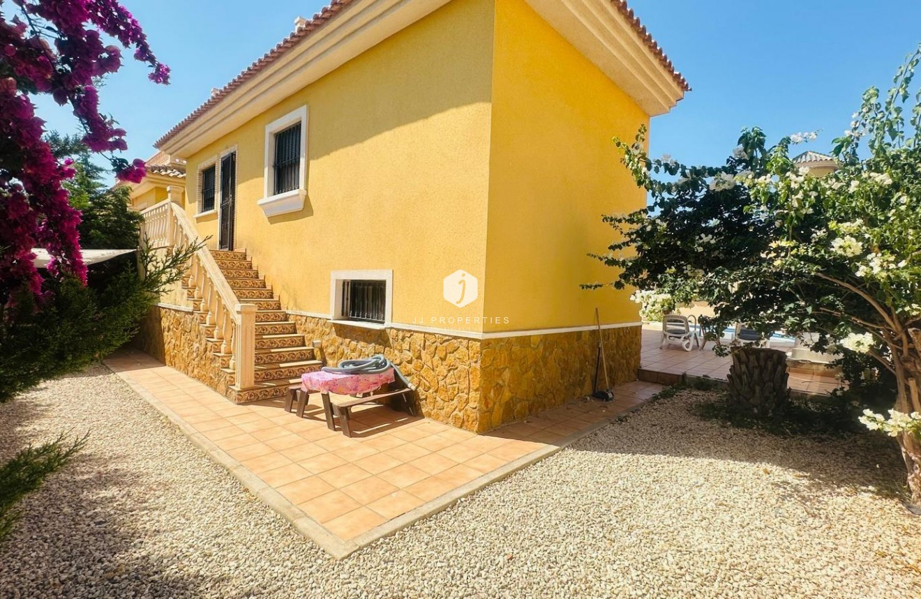 Tweedehands - Villa -
Orihuela Costa - PAU 8