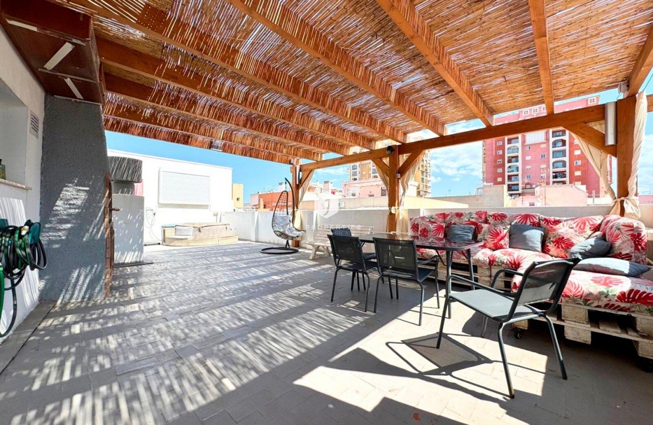 Tweedehands - Penthouse -
Torrevieja - Costa Blanca