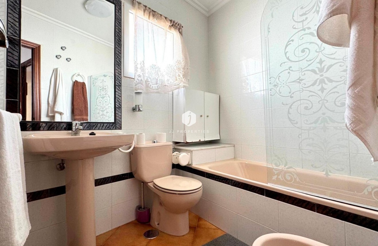 Tweedehands - Penthouse -
Torrevieja - Costa Blanca