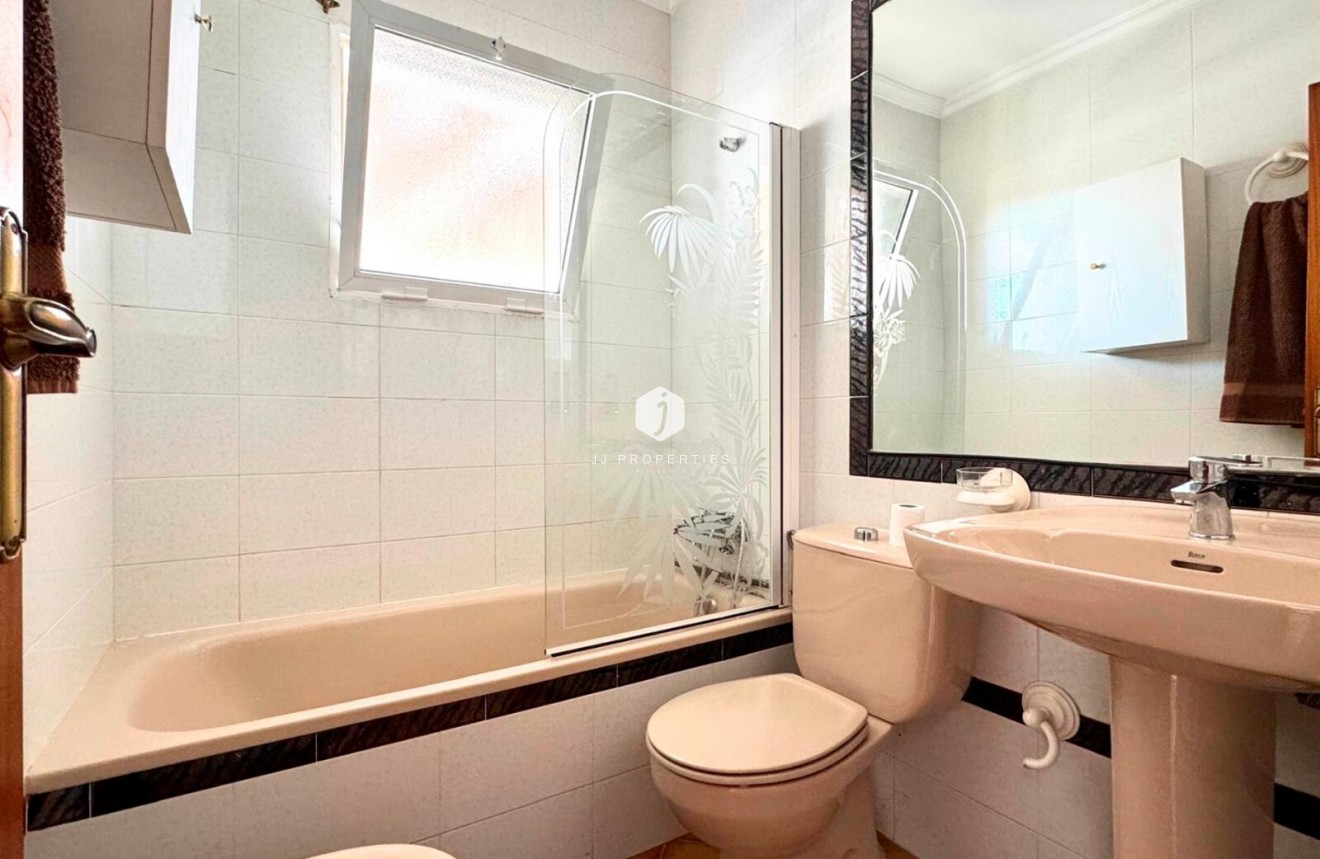 Tweedehands - Penthouse -
Torrevieja - Costa Blanca