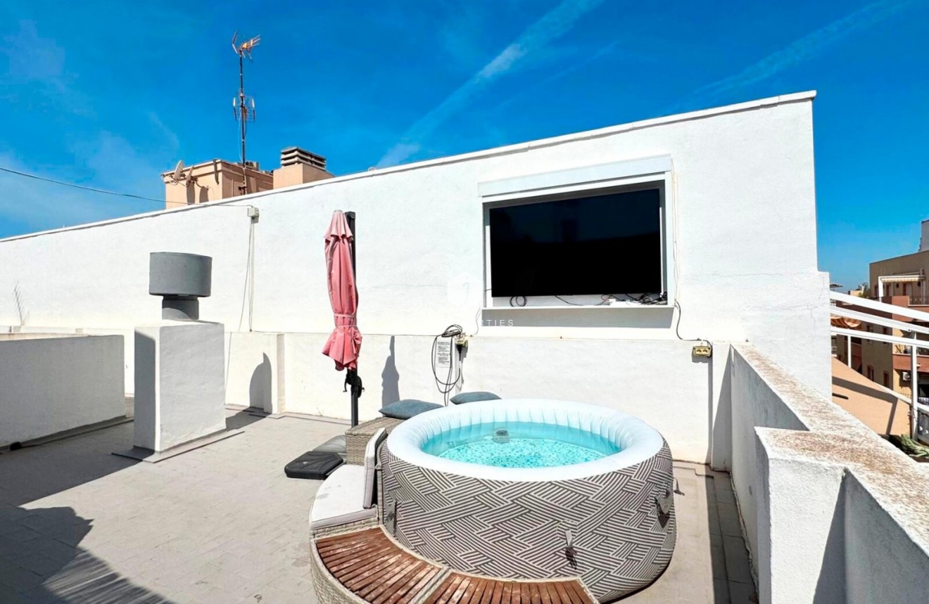 Tweedehands - Penthouse -
Torrevieja - Costa Blanca