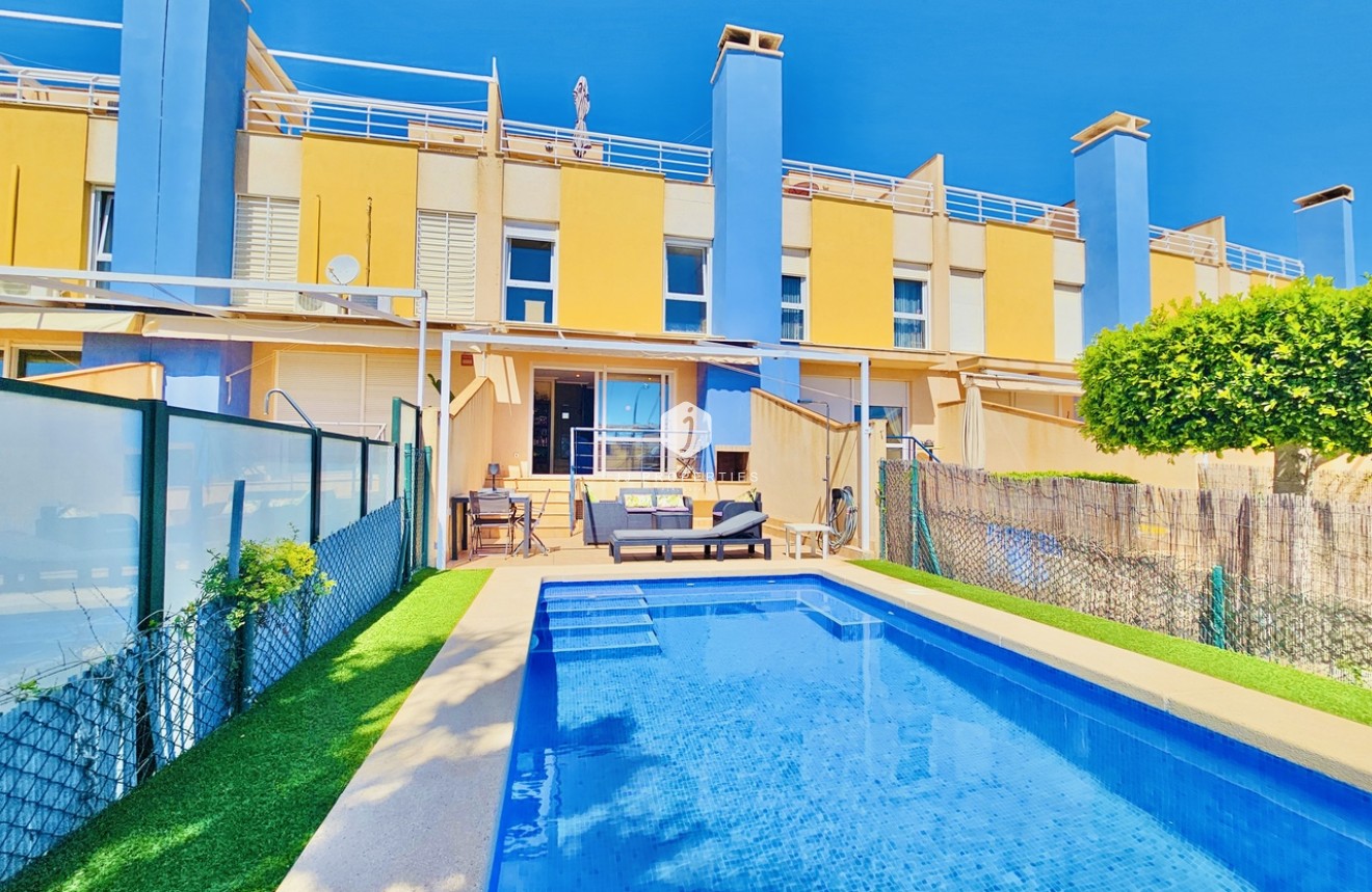 Tweedehands - Villa -
Cabo Roig - Costa Blanca