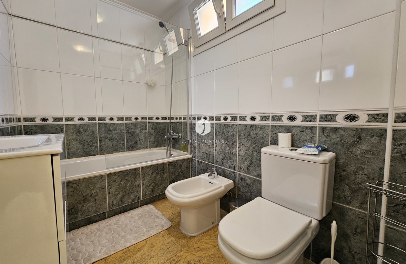 Tweedehands - Villa -
Cabo Roig - Costa Blanca