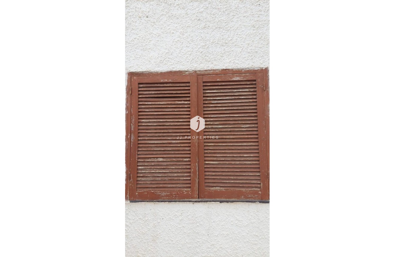 Tweedehands - Chalet -
Torrevieja - aguas nuevas