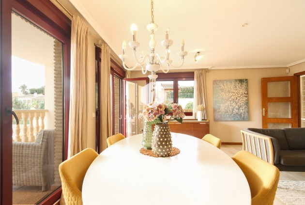 Tweedehands - Villa -
Torrevieja - Costa Blanca