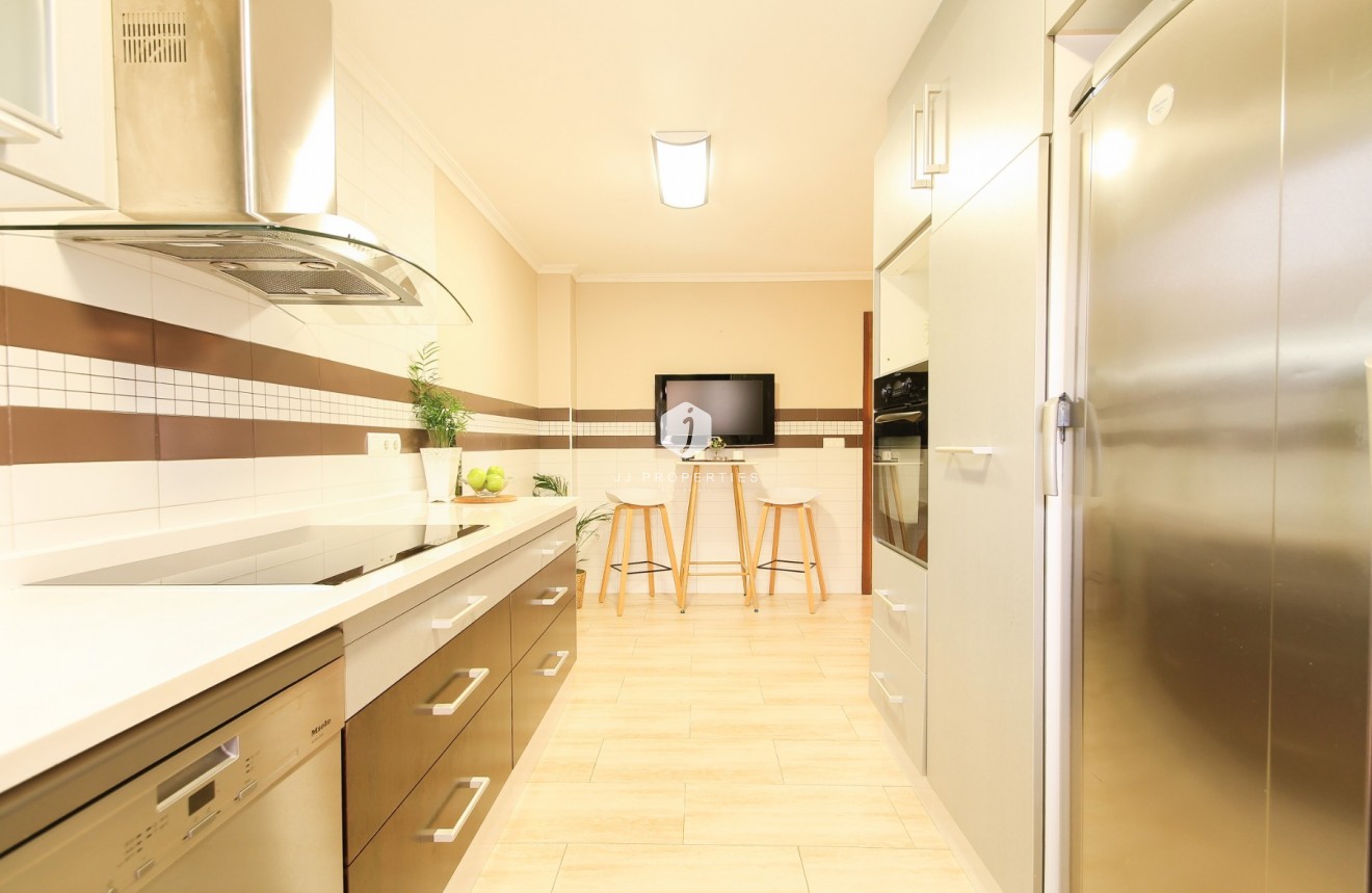 Tweedehands - Villa -
Torrevieja - Costa Blanca