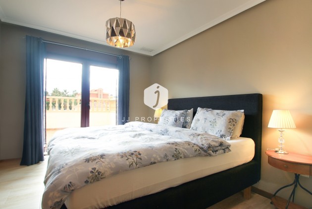 Tweedehands - Villa -
Torrevieja - Costa Blanca