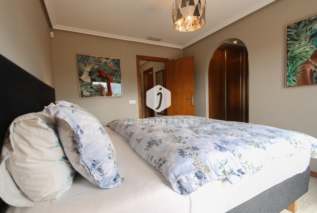 Tweedehands - Villa -
Torrevieja - Costa Blanca