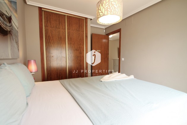 Tweedehands - Villa -
Torrevieja - Costa Blanca