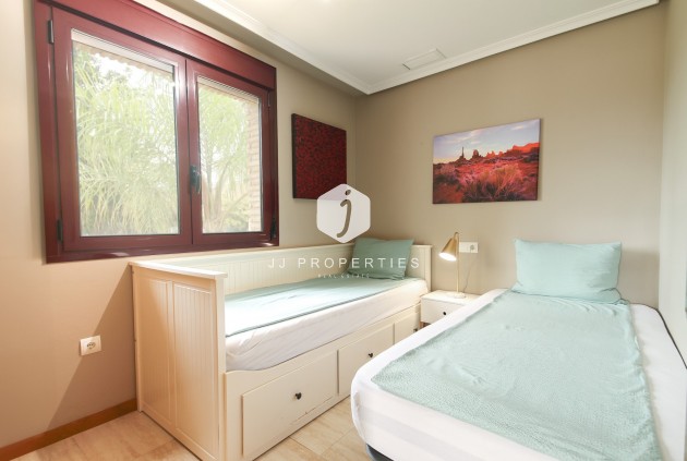 Tweedehands - Villa -
Torrevieja - Costa Blanca