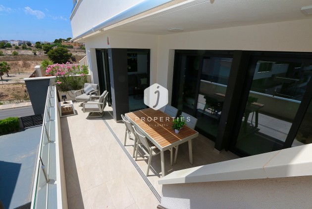 Tweedehands - Penthouse -
Orihuela Costa - Costa Blanca