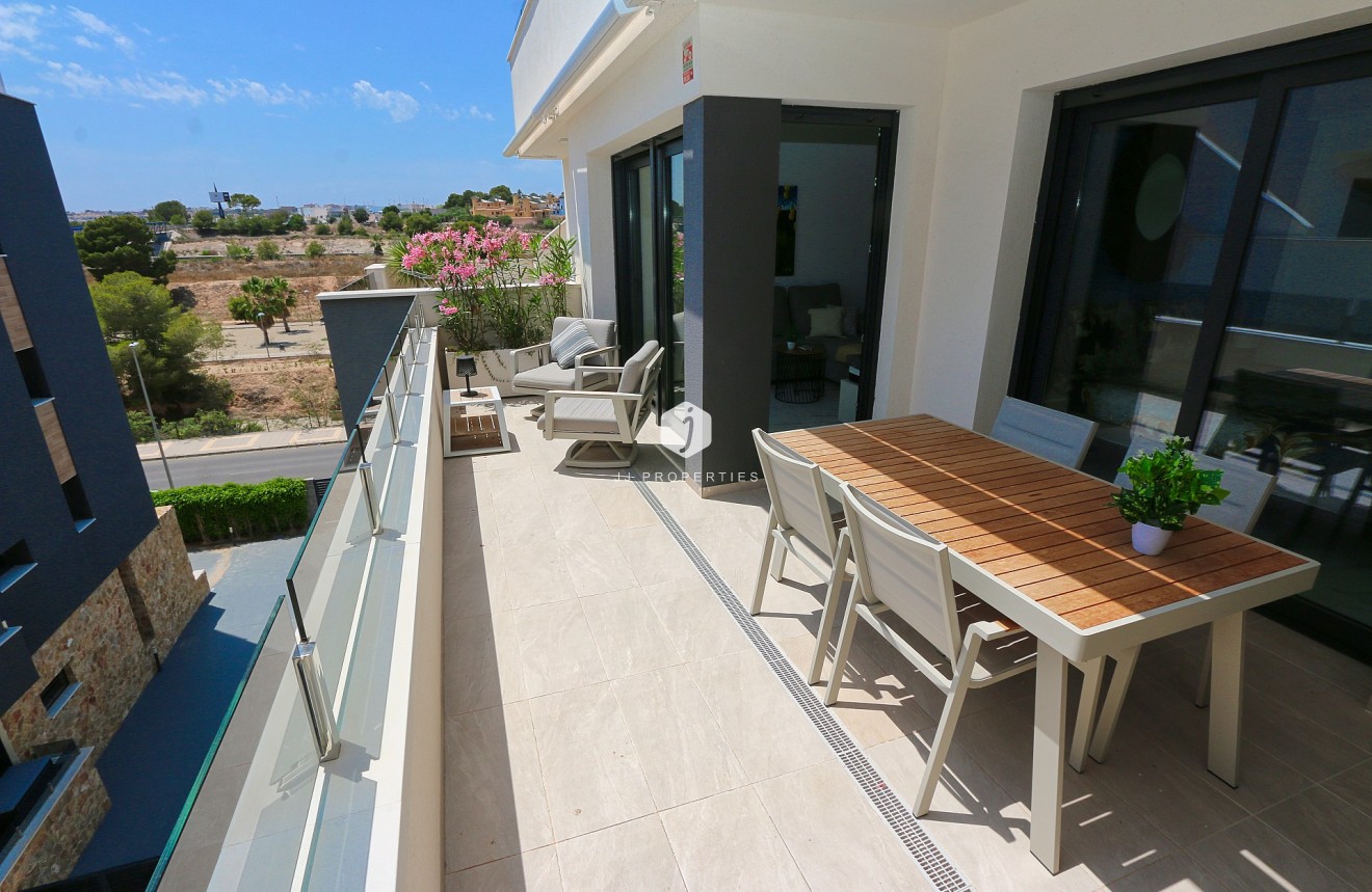Tweedehands - Penthouse -
Orihuela Costa - Costa Blanca