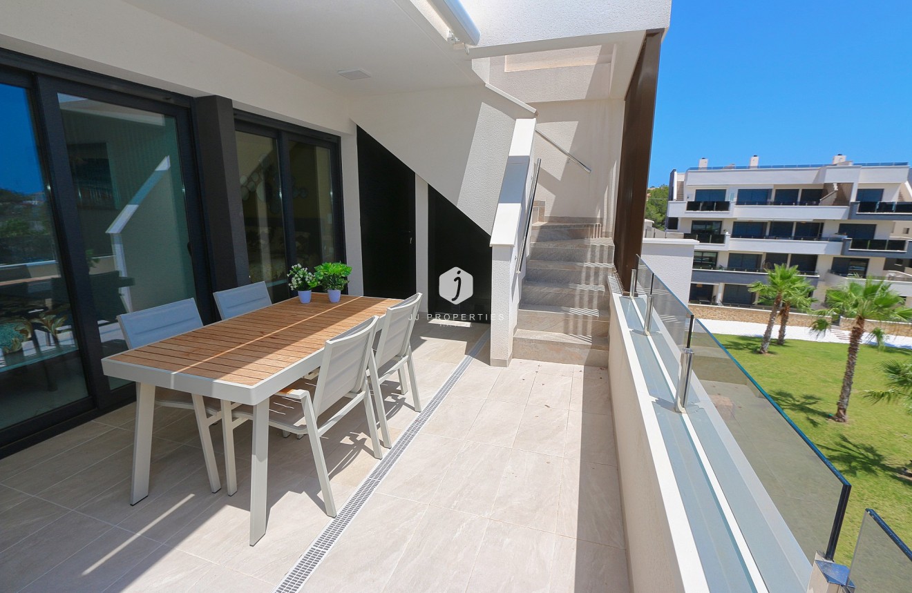 Tweedehands - Penthouse -
Orihuela Costa - Costa Blanca