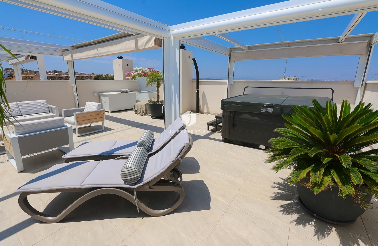 Tweedehands - Penthouse -
Orihuela Costa - Costa Blanca