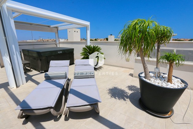 Tweedehands - Penthouse -
Orihuela Costa - Costa Blanca