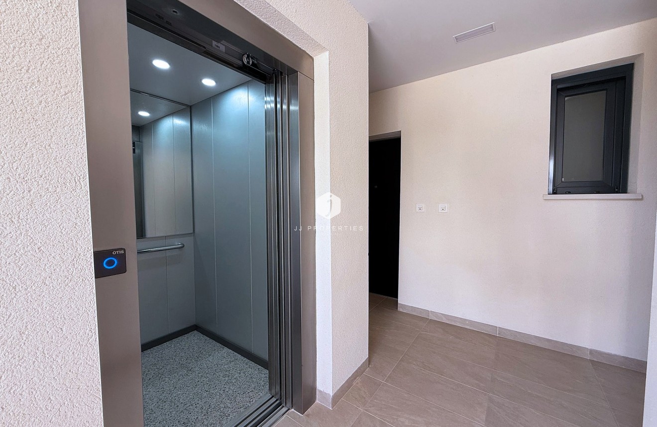 Tweedehands - Penthouse -
Orihuela Costa - Costa Blanca