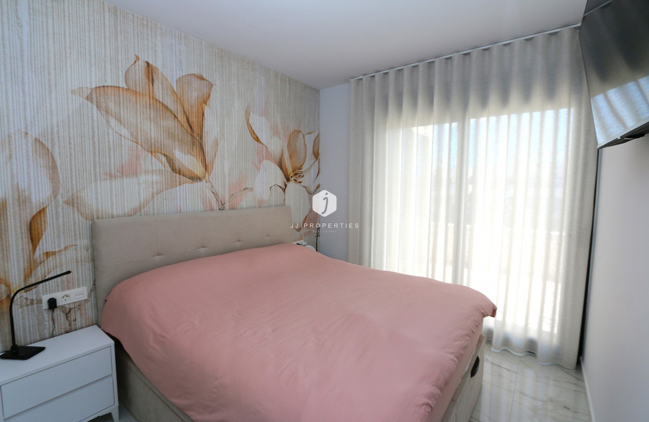 Tweedehands - Penthouse -
Orihuela Costa - Costa Blanca