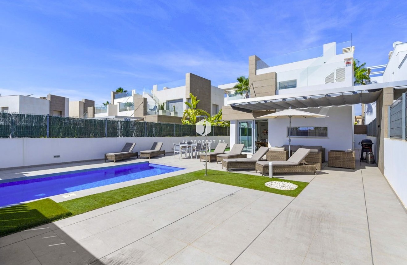 Tweedehands - Villa -
Guardamar del Segura - Costa Blanca