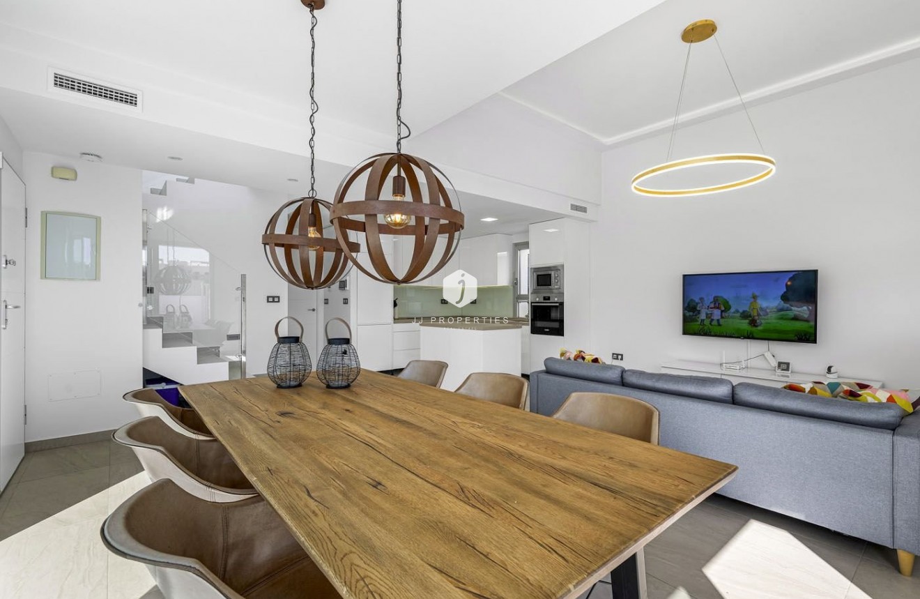 Tweedehands - Villa -
Guardamar del Segura - Costa Blanca